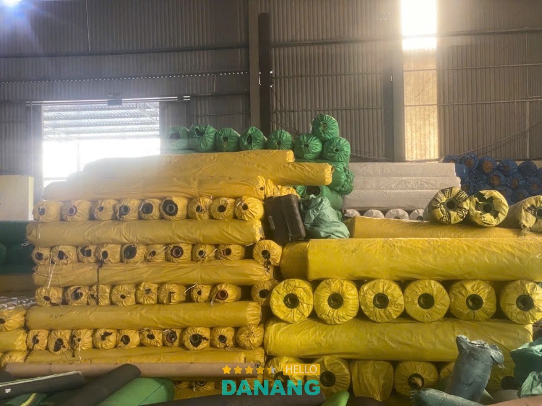 Thảm cỏ nhựa trải sàn Nguyễn Hữu Thọ