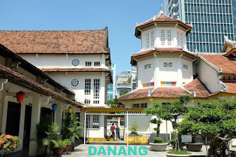 Khách sạn Công đoàn Thanh Bình: 2 Ông Ích Khiêm, P. Hải Châu