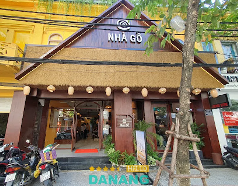 Nhà hàng Nhà Gỗ Việt Đà Nẵng: 49 Nguyễn Thái Học, Hải Châu