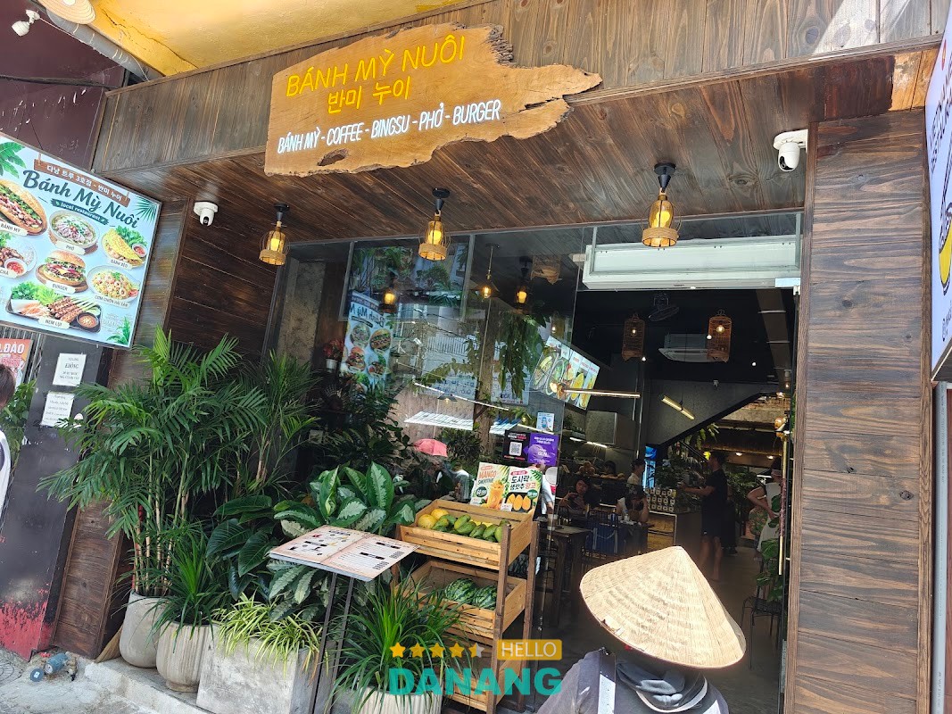 Nhà hàng Nhà Gỗ Việt Đà Nẵng hình ảnh 2