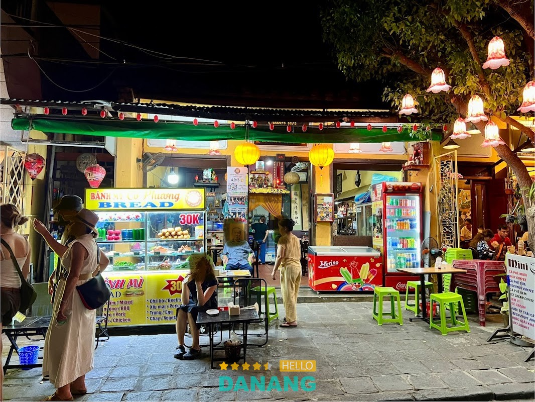 Cô Phương - Đặc Sản Hội An – 24 Nguyễn Huệ, Old Town, Hội An, Đà Nẵng 550000, Việt Nam