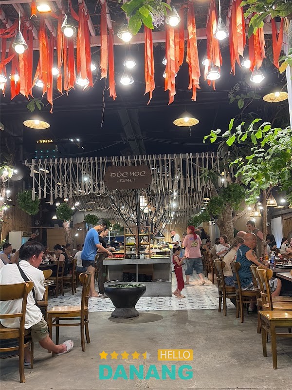 Không gian Độc Mộc buffet