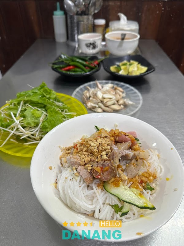 Bún Mắm Bà Đông hình ảnh 2