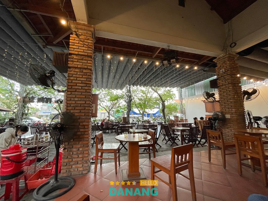 Cafe Vườn Sanh – W7P3+MM3, Điện Bàn Đông, Đà Nẵng, Việt Nam