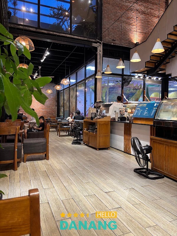 T Garden coffee có khu vui chơi trẻ em