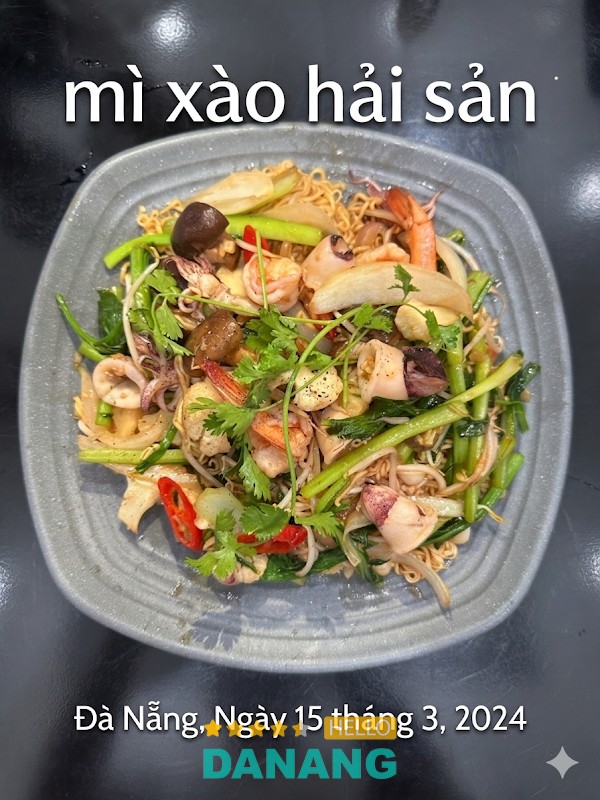 Cơm Gà Hảo Lù hình ảnh 3