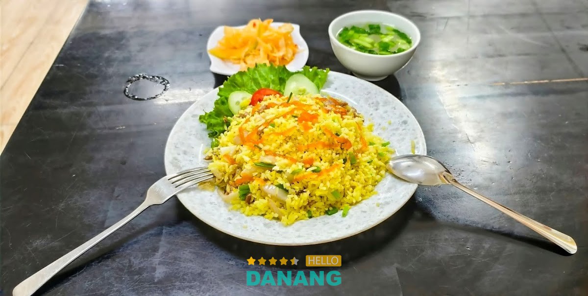 Cơm gà Tài Ký hình ảnh 3