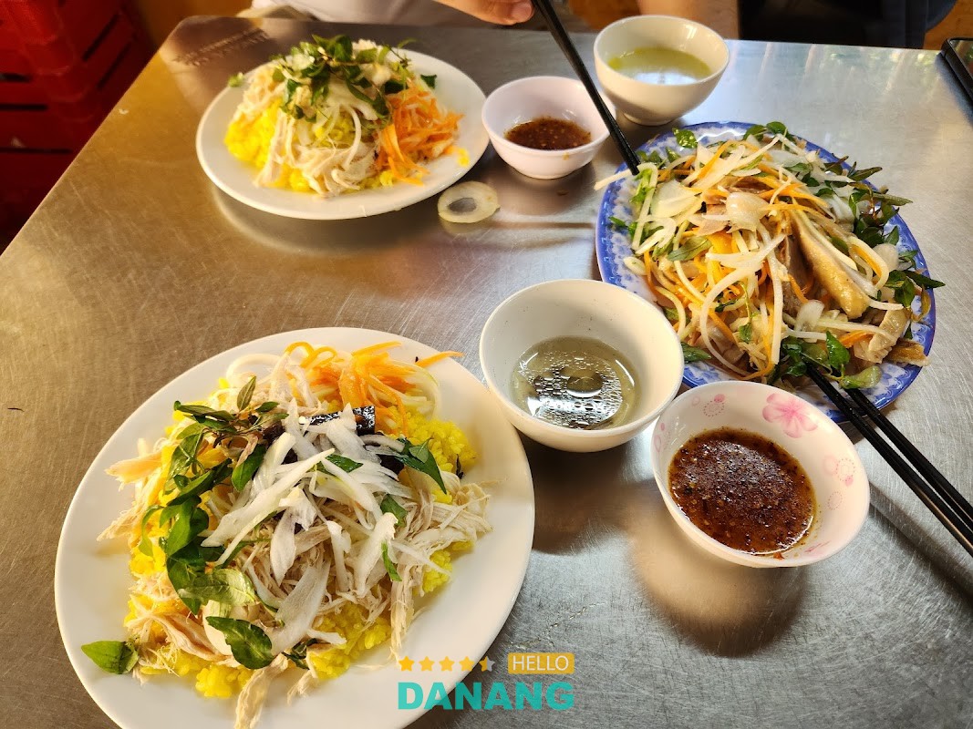 Cơm Gà Bà Thuận hình ảnh 2