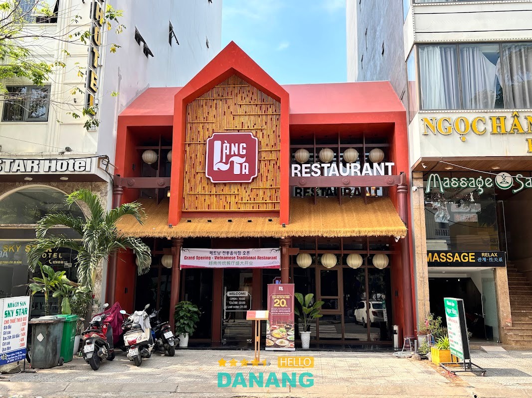 Làng Ta Restaurant Ngũ Hành Sơn