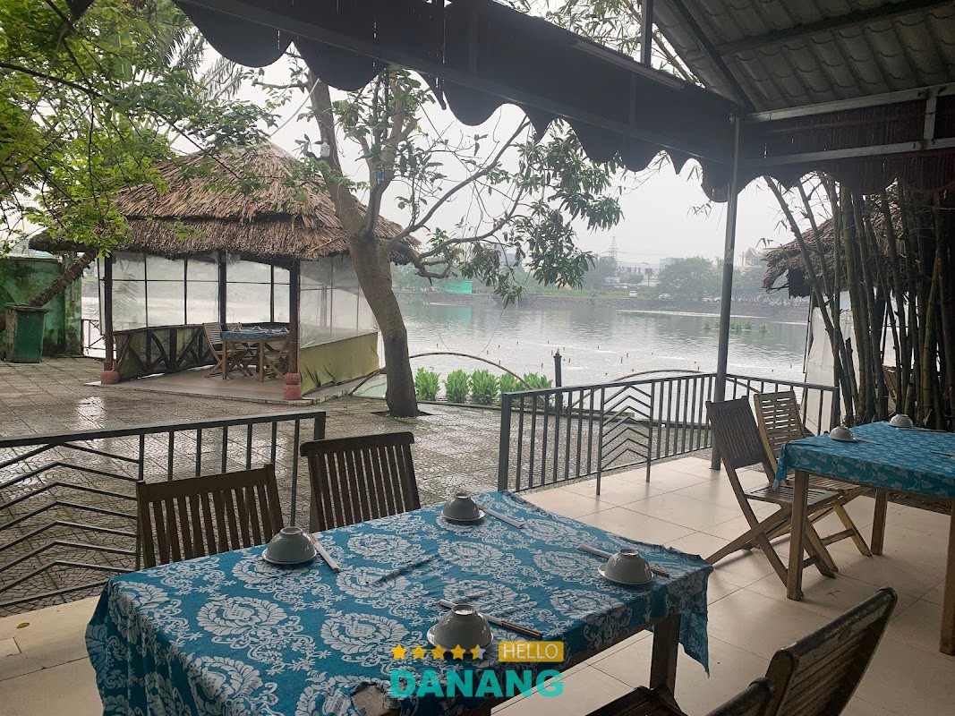 Nhà Hàng Sân Vườn Hai Trí Thanh Khê