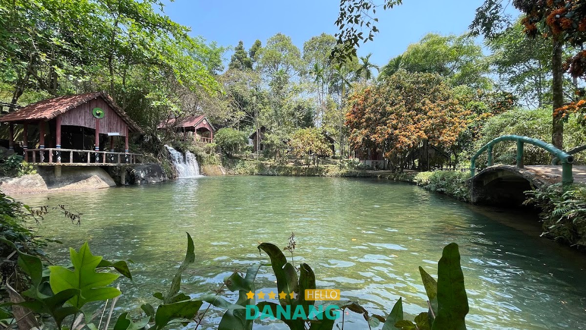 Không gian picnic tại Suối Hoa